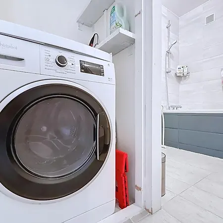 Apartment Bright Family Near Nation *
